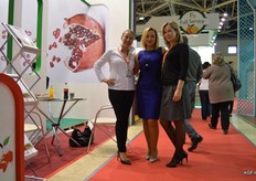 Laura Slektavicinte y Elena Malkova, de 4 Fruit, y Svetlana Belskaya.