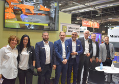 Foto de grupo con Rebecca Cid, Rachel y Albert Llaguerri, Michiel Eilander, Jose Manuel Elices, Willem de Jong, Jaap van der Sar (Sarco) y Edwin Moerdijk (Solidtec)