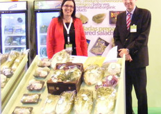 La Sra. Aurora Cánovas y el Sr. Ian Claydon de Kernel Export S.L.