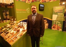 Rui Sampaio, de Sousacamp, promocionando sus sustratos orgánicos y sus setas, espárragos y endivias.