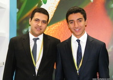 Badr Mostafa (gerente de exportación adjunto) con Ahmed Khaled El-Bessoumy, de Agroalex, Egypto. Exportan en torno a 20.000 toneladas de cebollas egipcias Golden y Red de calidad superior.