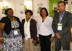 Los exportadores de Kenia, por primera vez en AFL: Eunice Mutune, Phyllis Maina, Jane Maina y Asif Amin.