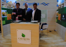 Zamora de Frutex, Diego Pérez y Nicolás A. Campbell, de Cauquen Argentina.