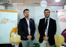 Erick Cea y Andrés Rodríquez de Chilean Walnut commission y de Chile prunes association.