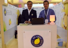 Walter Ojeda y Pablo Iberrechea, miembros de la organización All Lemon.