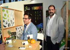 José Vera y Román Guillén, de Guiver Fruits. Gran variedad de productos en pallets mixtos a todo el mundo desde España