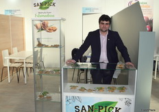 José Carlos Cáceres, de la empresa extremeña Nueces San Pick.