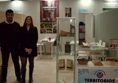 Fulgencio Nieto y y Paula Nieto, de Agrozeo, empresa especializada en la producción de nuez pecana en Extremadura que comercializan bajo la marca Territorio