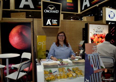 Ada Oltean, de Orchard, con sus manzanas Opal