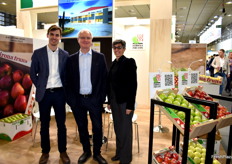 Equipo de Girona Fruits, empresa productora de manzana con IGP Poma de Girona.