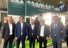 Parte del equipo de AMFRESH Group.