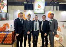 Parte del equipo de la empresa valenciana productora y comercializadora de cítricos Motilla.