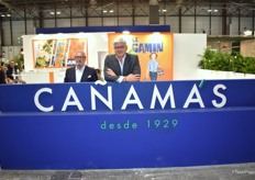 Paco Cañamás y Quico Peiró, en el stand de Cañamás.
