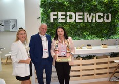 Memén Cerveró (Marketing), Enrique Soler (presidente) ,y la nueva directora de Fedemco Raquel Aguado.