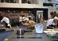 Stand de Granada La Palma, en el que hubieron show cookings en todo momento.