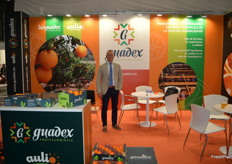 Color en el stand de Guadex