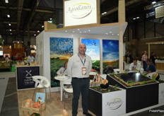 Raúl Arroyo, de Agrollanos, que volvió a sorprendernos con las sandías esculpidas en forma de obras de arte