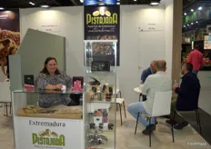 Stand de la empresa especializada en pistacho Pistajara: “Naturalmente, productos de Extremadura”