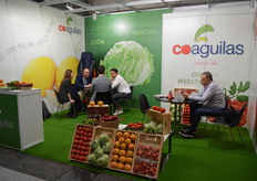 Reuniones en el stand de Coaguilas