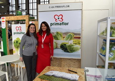 Cristina Reull y Juani Terrones, en el stand de Primaflor.