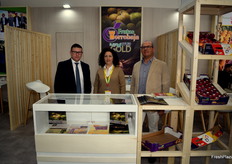 Manolo, Cristina y víctor, de Torrebaja