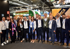 Equipo de El Mosca, compañía de soluciones logísticas marítimas, terrestres y aéreas.