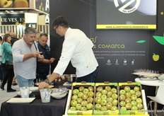 Si pasaste por el stand de los Alimentos de Calidad del Bierzo, tuviste la oportunidad de probar las recetas preparadas con las manzanas Reineta DOP y las peras Conferencia del Bierzo
