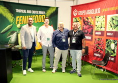 Stand de Grupo Agrolulo. En la foto, José Leiva, de DHL Honduras, Antonio Gónzalez y Miguel Gómez, de Fenixfood y Roger Guillén, de la hondureña San Esteban Farm’s