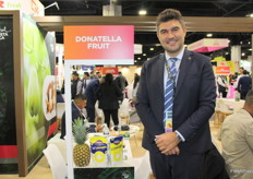 Efe Askan gerente de ventas de Donatella fruit