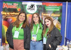 Claudia Arcila, Michelle Barajas y Cinthya Miranda de The Garmi Farms, exportador de mango maduro de México.