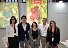 Representación de Agrupación de Cooperativas del Jerte, productores de cereza y castañas, principalmente.