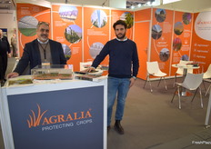 Equipo de Agralia, proponiendo una nueva generación de agrotextiles técnicos.