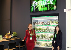 Susana Giralt y Valentina Farruggio, de Herbex, especializada en hierbas aromáticas frescas desde hace más de 35 años