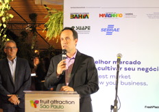 Armando Junior, Cidade De São Paulo: desarrollo, económico y trabajo.