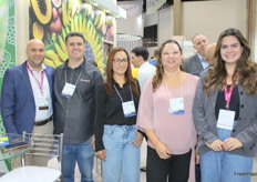 Paulo Sergio Ribeiro y María Luiza Castro representando El Ciruelo, exportadores de uvas de Brasil.