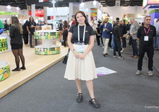 Svetlana Belousova de Farzana. importador, exportador y distribuidor en los Emiratos Árabes Unidos 