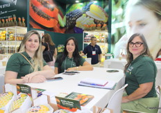 Beatriz Oliveira, Patricia Silva y Beatriz Benassi de Irmãos Benassi
