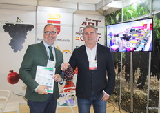 Victor Santiago representando a Chrotraps (fertilizantes de España) y Manuel Tornel de Imida- Itum