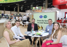 Eduardo Marca de Lócuston en reunión con sus proveedores