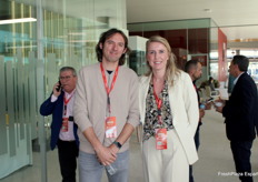 Ángel Segura, de Agroílla, junto a Jacqueline Looije