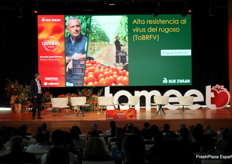 Finalmente, David Herzog, Coordinador de Cultivo de Tomate en Rijk Zwaan, habló de uno de los grandes retos que enfrenta la producción de tomate: el ToBRFV, para el cual están desarrollando una gama completa de variedades con alta resistencia