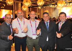 Perú País Socio Oficial, representados por Luis Cabello de Promperú Beijing, Sergio Torres y Luis Miguel Baanante de Camposol, Gabriel Amaro de AGAP y José Luis Gereda de Progranada