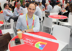 Nicolas Ramirez de Frutera San Fernando, exportador de manzanas, peras, kiwis, cerezas de Chile.