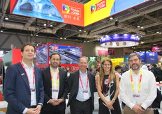 Ignacio Caballero de Frutas de Chile, Cristian Schuwirth de STI, Iván Marambio de Frutas de Chile, Claudia Soler de Frutas de Chile y Andrés Albertini de STI.