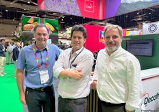 Fernando Irarrazaval de Decofruit (consultoria de calidad en Chile), Pablo Vial de Saviafresh (exportadores de uvas, nectarines y citricos de Chile) y Christian Muller de Decofruit