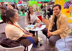 Britchis – Lichias Brasileras con Jenny Ngo, Camila Boni, Henrique Jacob