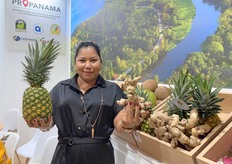 Industrias 4.0 Panama con Kimberly Rudas exportadores de Piña y jengibre