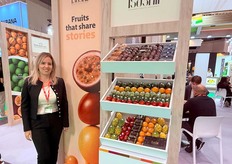 Isashii Co (Colombia) con Karla Navas – Account executive, exportadora de uchuvas, pitahaya.