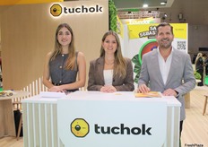 Domenica Umpiérrez, Estefanía Balda y Sebastían Umpiérrez de la empresa Mundo Banana de Ecuador.