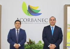 Leonardo Zambrano y Richard Salazar representantes de Acorbanec de Ecuador.